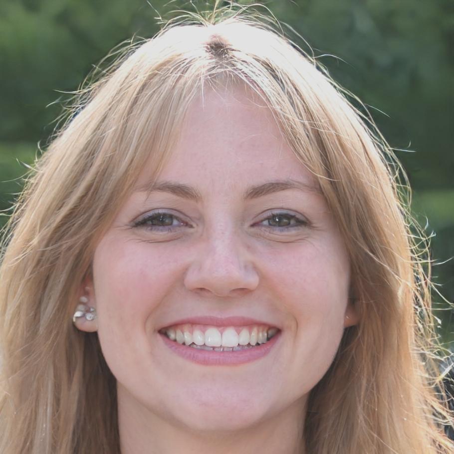 María González, estudiante exitosa de Skillstorm